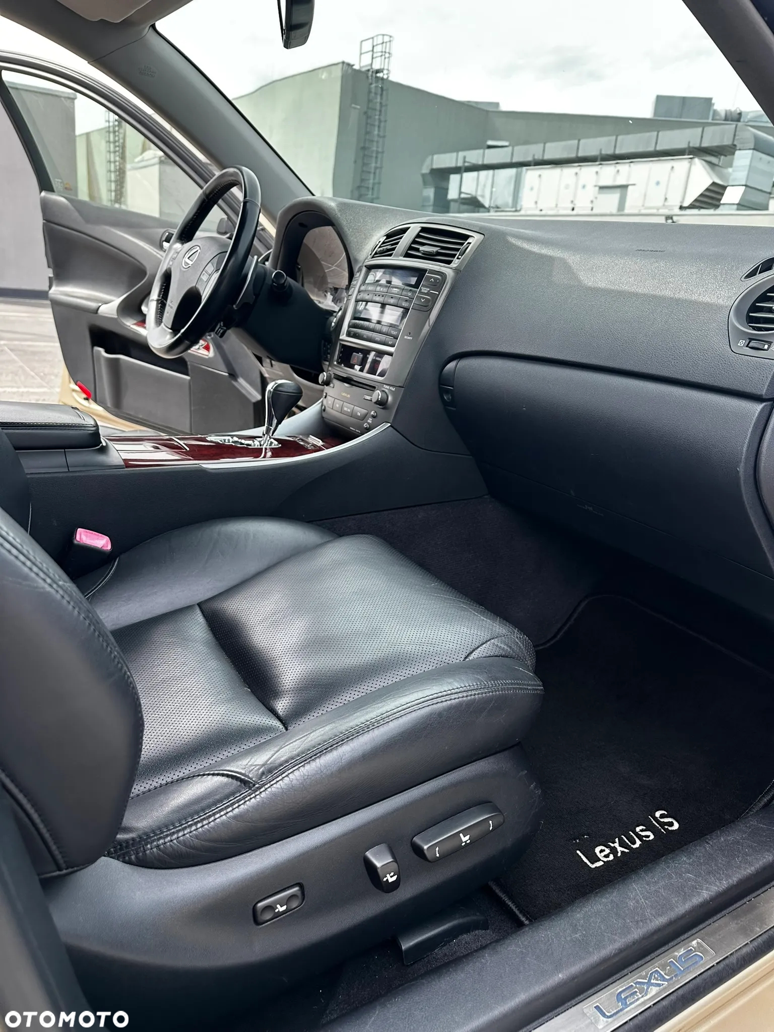 Lexus IS 250 Prestige - 6