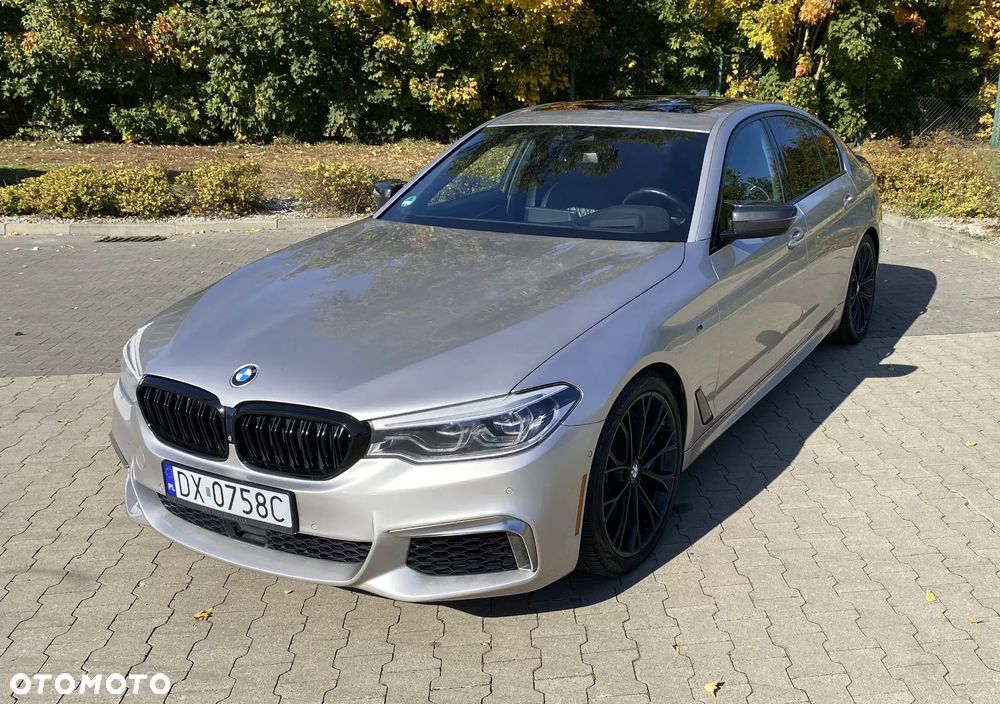 BMW Seria 5 M550i xDrive sport - 4