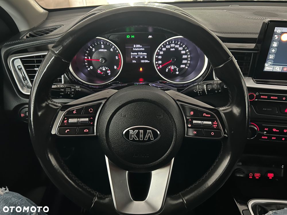 Kia Ceed 1.6 CRDi Edition 7 - 32