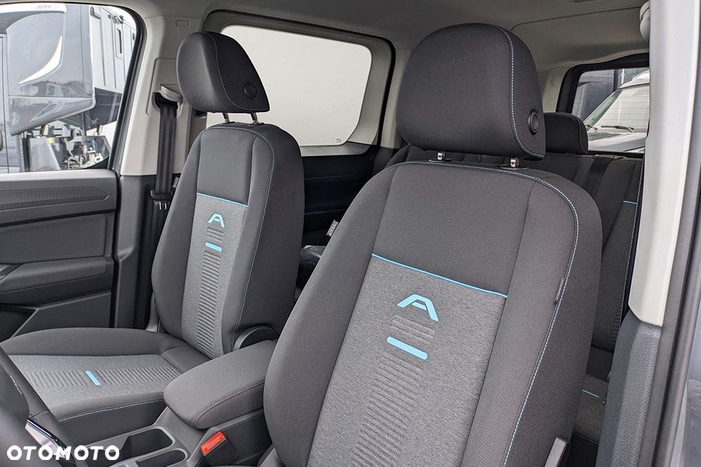 Ford Tourneo Connect - 8