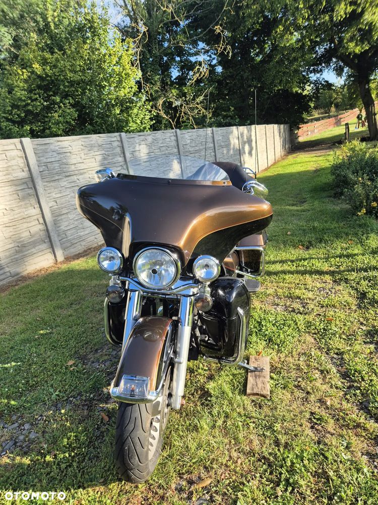Harley-Davidson FLHT Electra Glide Standard - 17