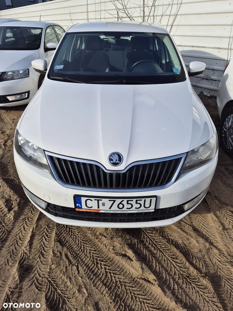 Skoda RAPID - 15