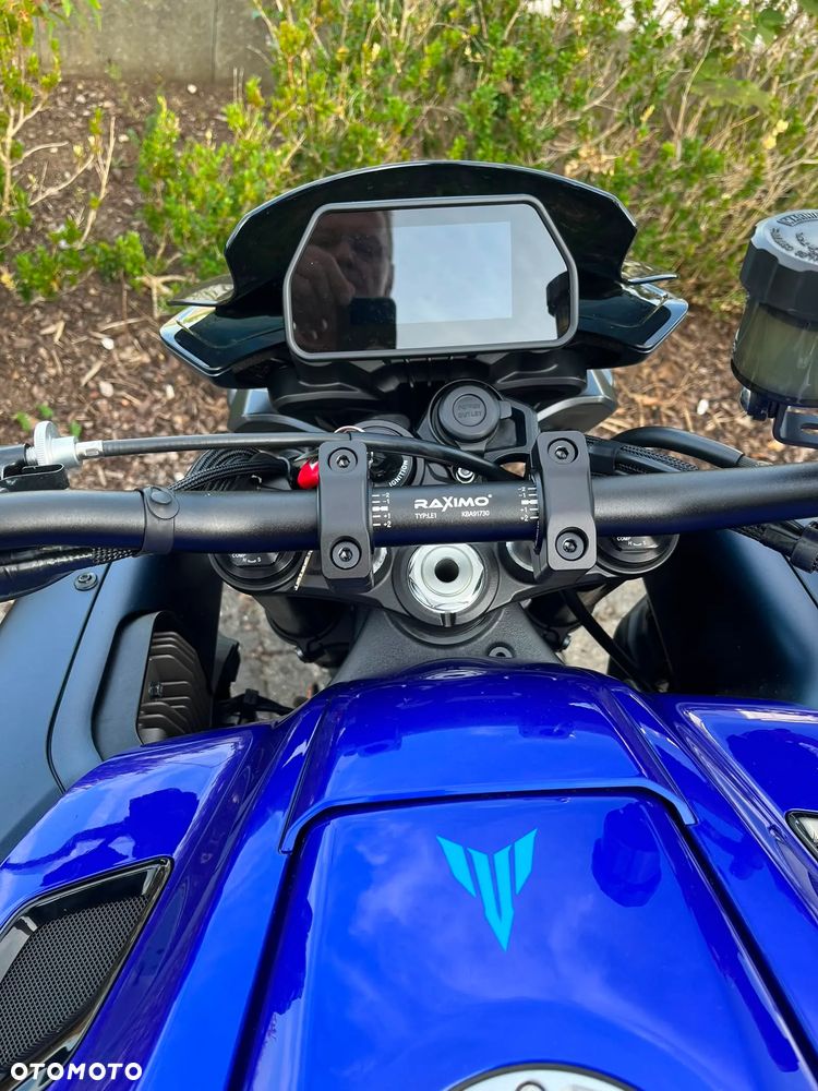 Yamaha MT - 4
