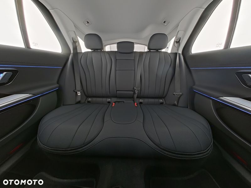 Mercedes-Benz Klasa E 300 de PHEV 4-Matic All-Terrain Avantgarde 9G-Tronic - 9