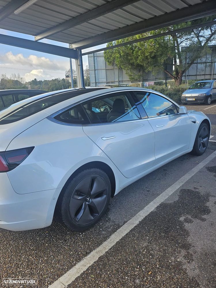 Tesla Model 3 Standard Range Plus RWD - 3