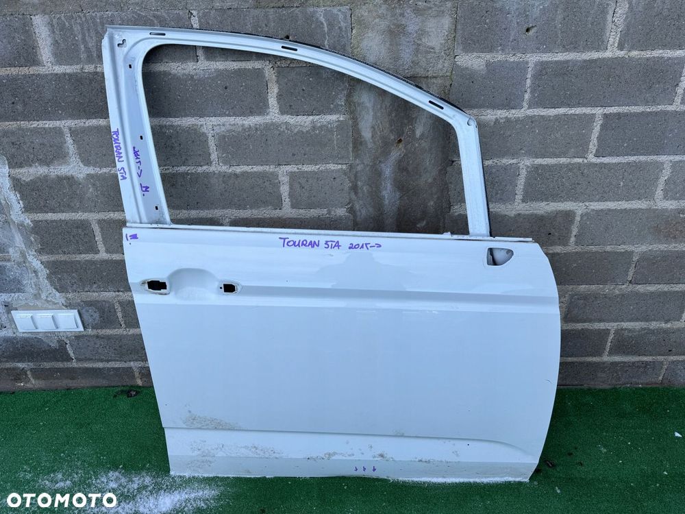 VW TOURAN III 2015- 5TA DRZWI PRAWE PRZEDNIE PRAWY PRZÓD EU ORG D93 ŁADNE