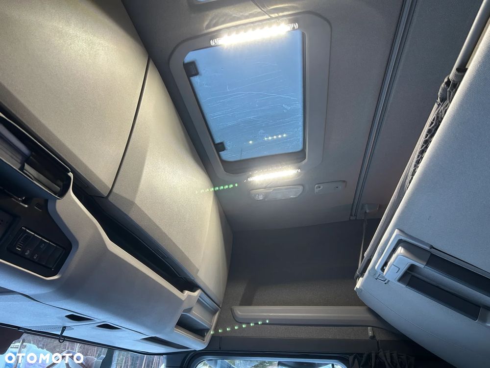 Scania R450 MEGA RETARDER NOWE OPONY / TACHOGRAF NOWEJ GENERACJI / KLIMA POSTOJOWA / LOW DECK / ZBIORNIKI PALIWOWE 1200 L / MOŻLIWA SPRZEDAŻ W ZESTAWIE Z NACZEPĄ !! - 28