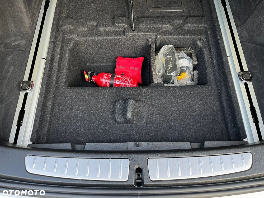 BMW 3GT 318d Modern Line - 37