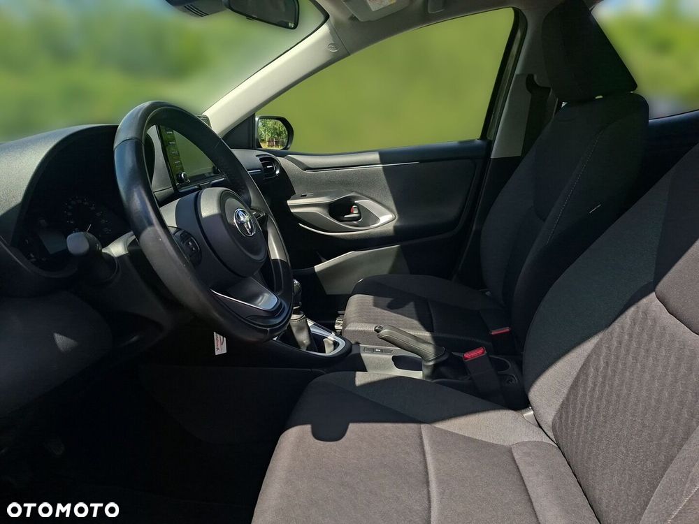 Toyota Yaris - 13