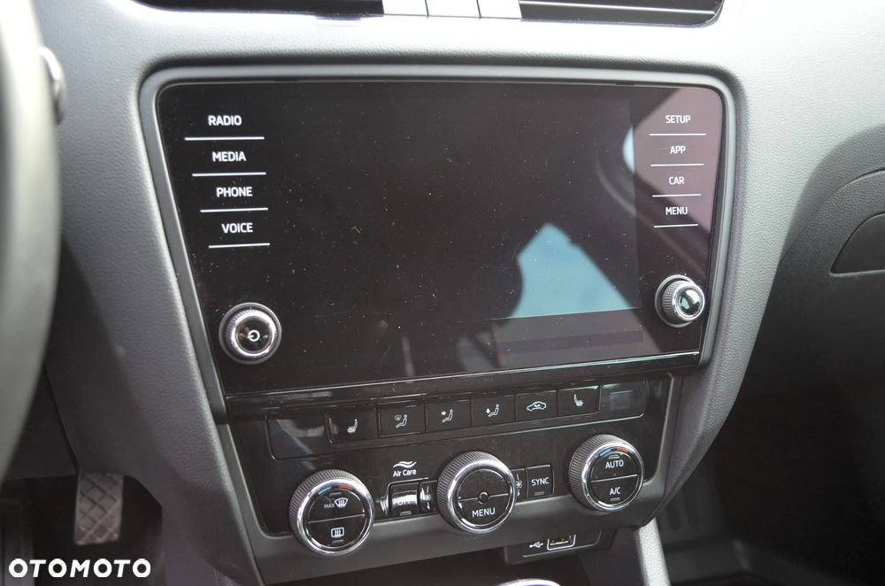 Skoda Octavia 1.6 TDI DSG Soleil - 26