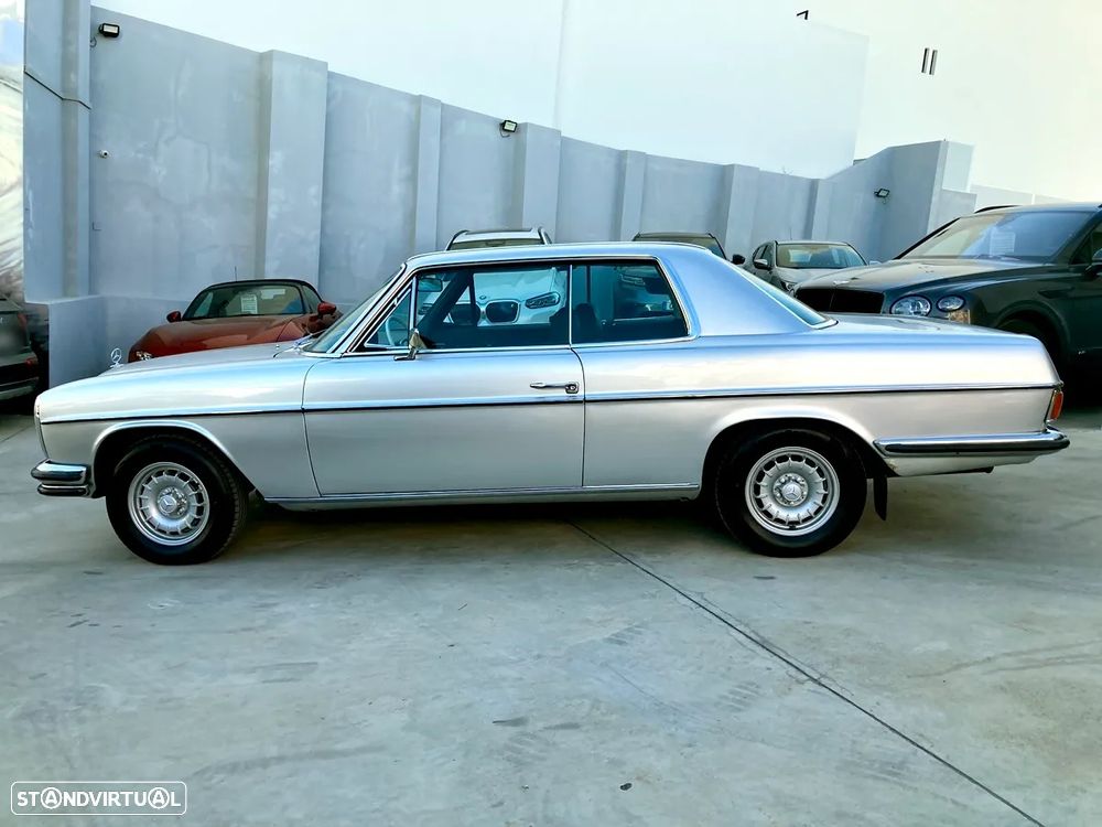 Mercedes-Benz 250 - 6