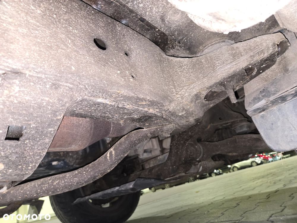 Toyota Land Cruiser 3.0 D Sol Navi Platinium - 19