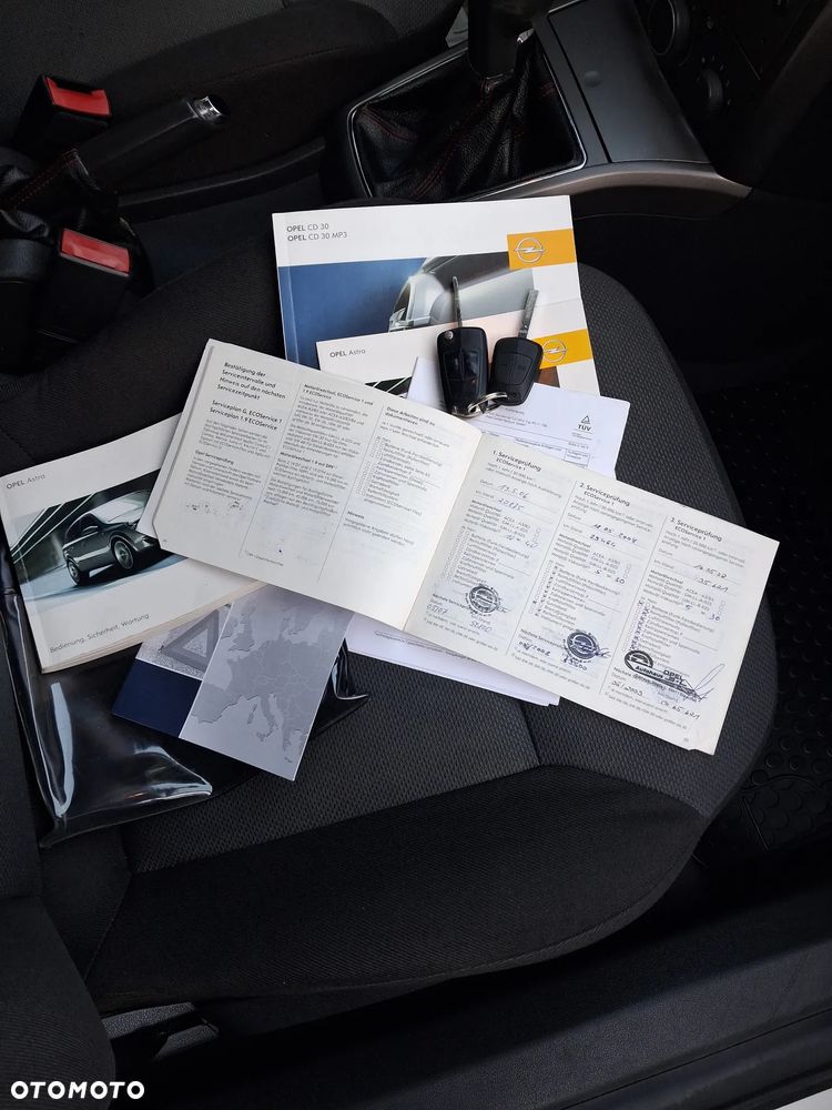 Opel Astra - 37