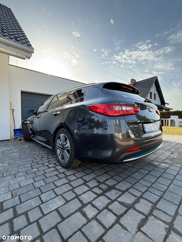 Kia Optima Plug-in Hybrid - 2