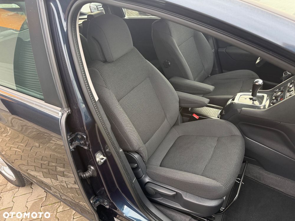 Peugeot 5008 - 24