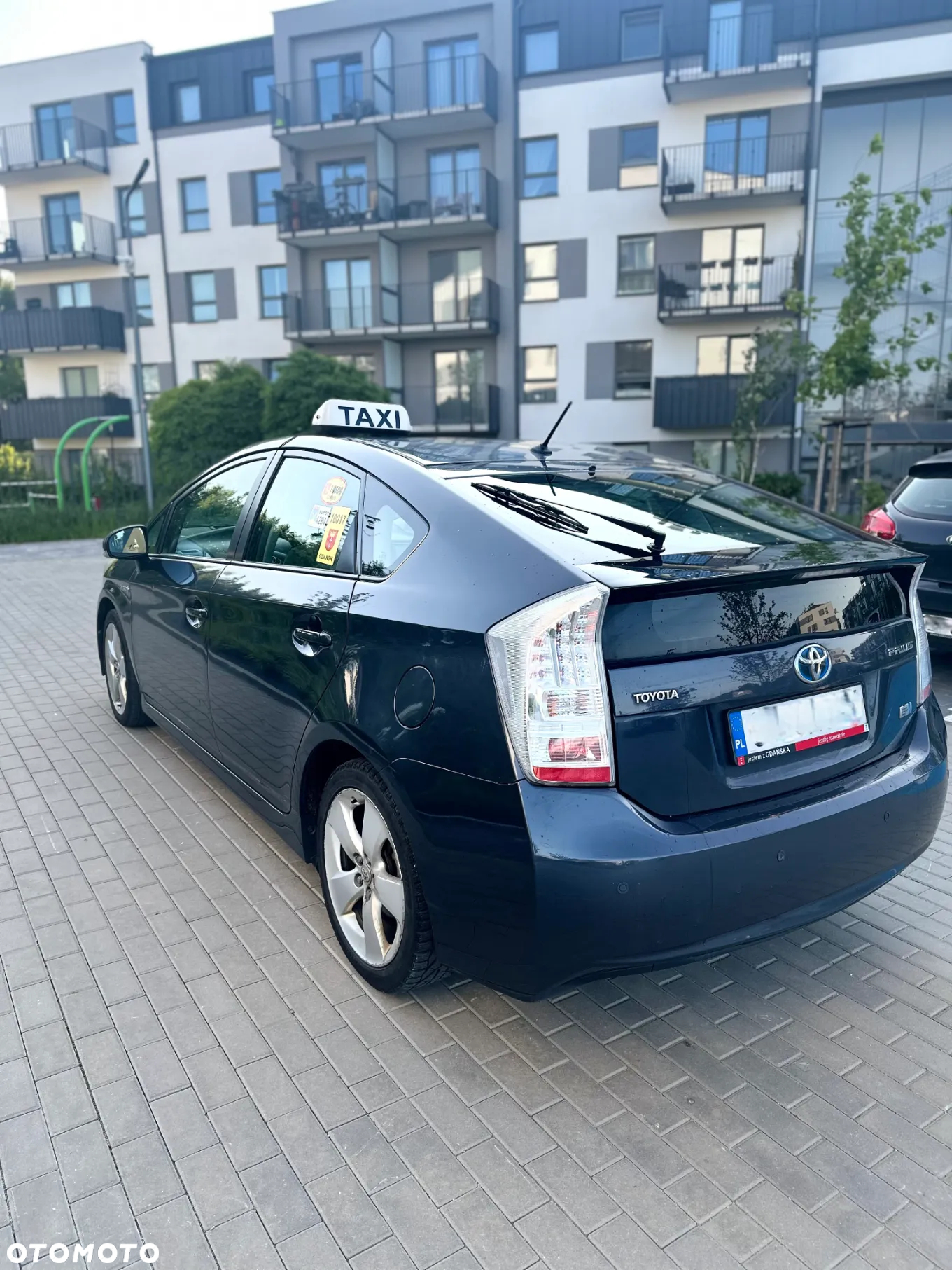 Toyota Prius - 5