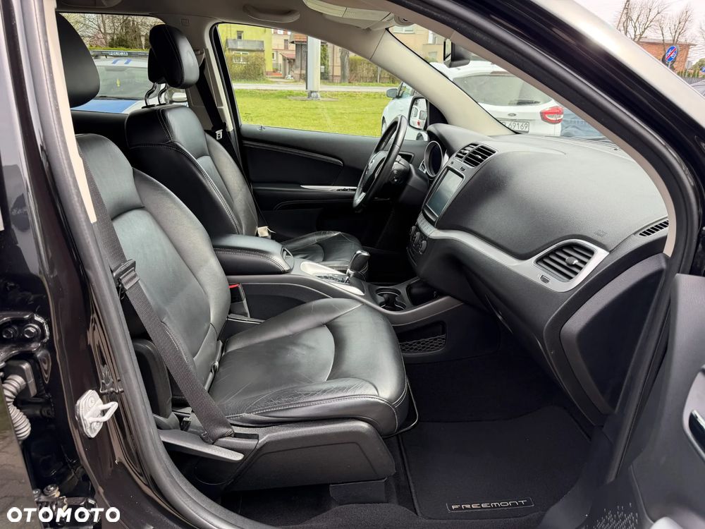 Fiat Freemont 2.0 Multijet 16V DPF Automatik Allrad Lounge - 12