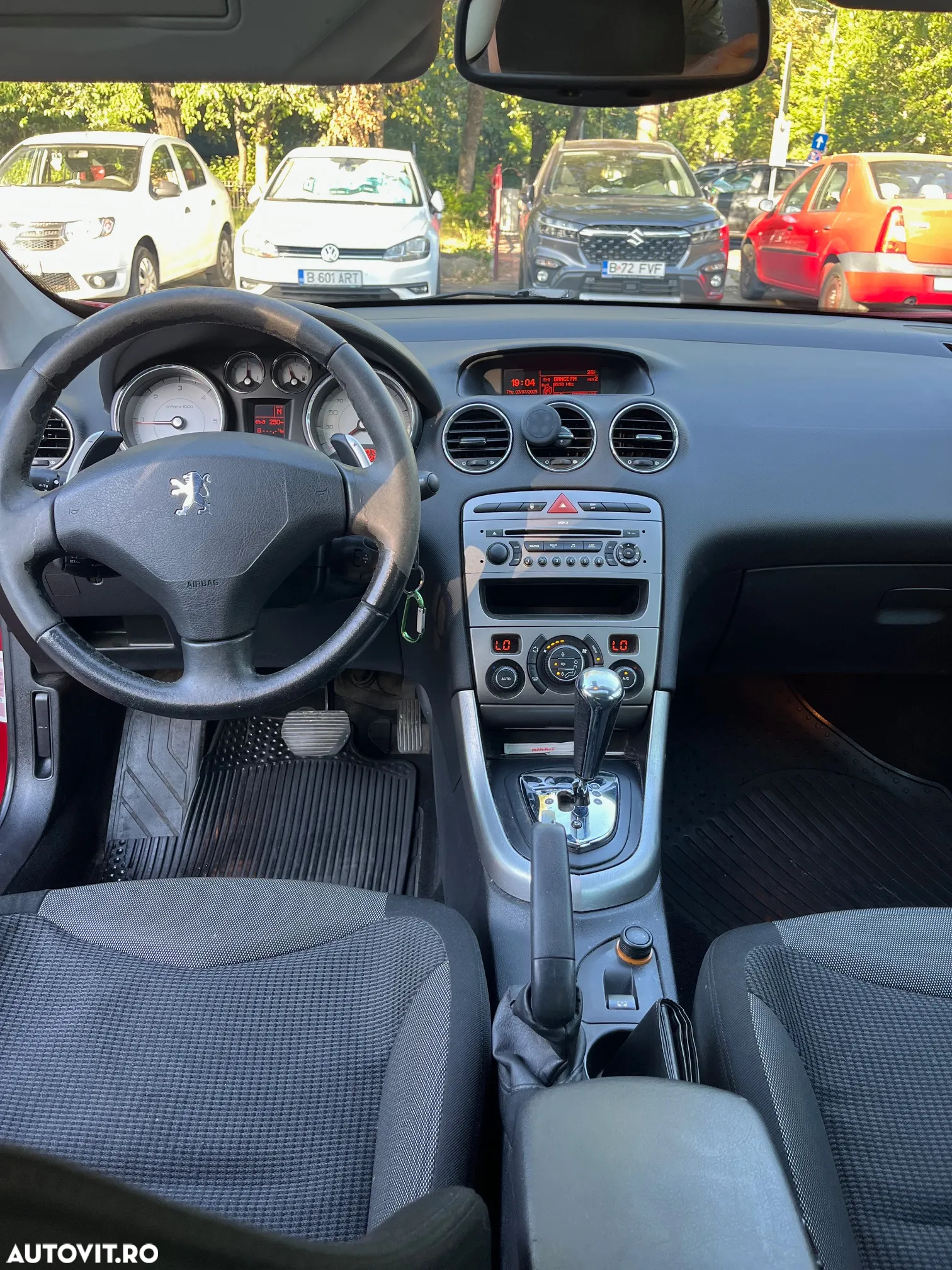 Peugeot 308 1.6HDi Premium Pack Aut - 8