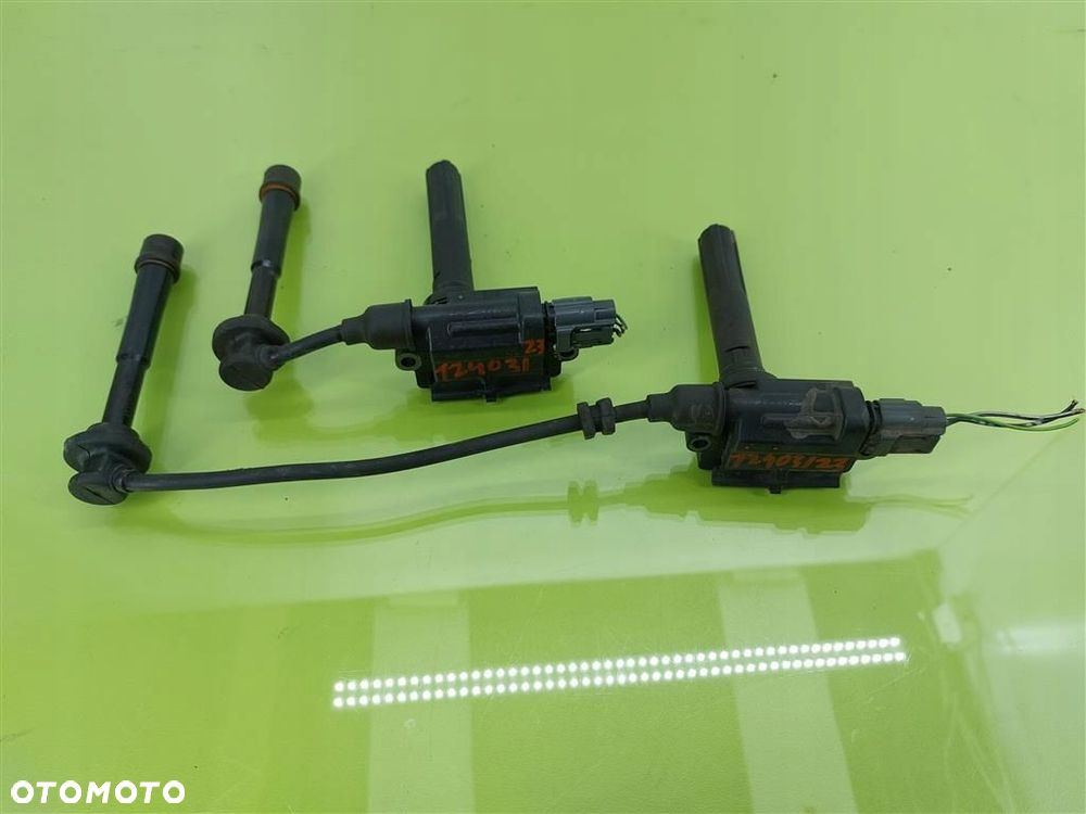 Cewki cewka zapłonowe komplet Suzuki Swift IV 1,3 B 04-10 R 83E153301623 - 3