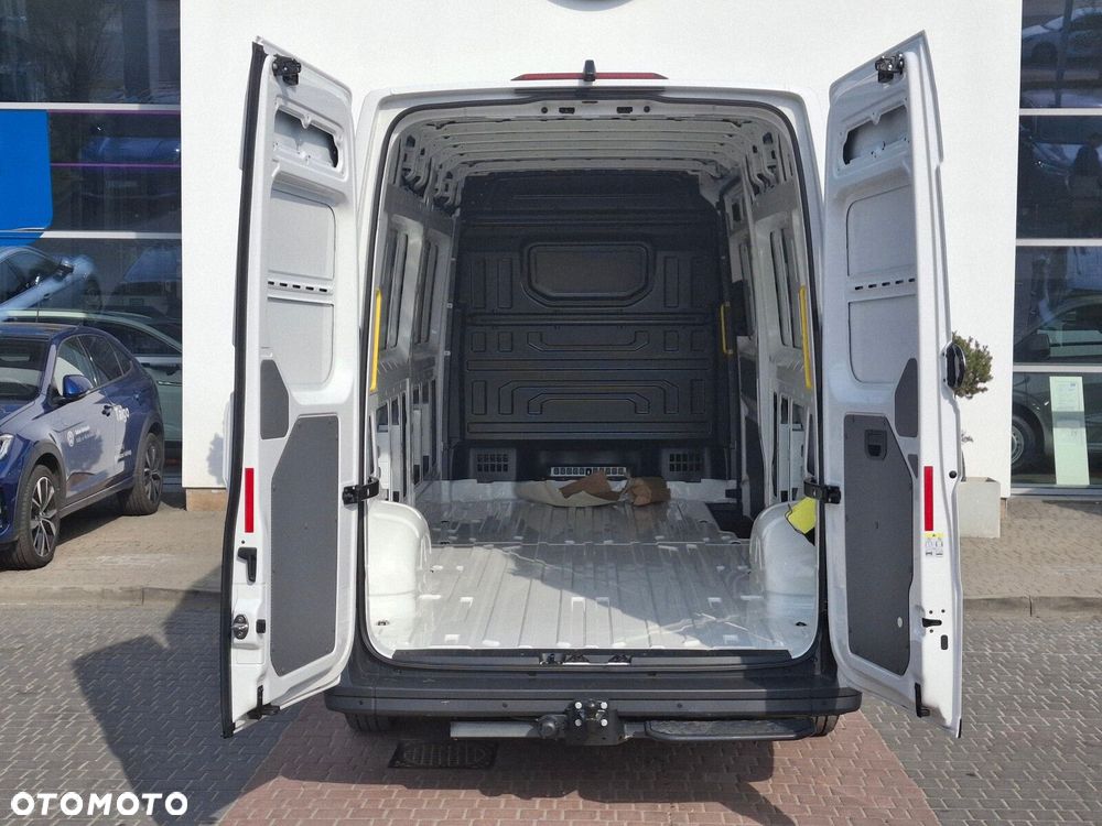 Volkswagen Crafter - 9