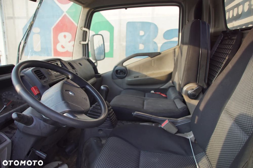 Auto na części - Renault Maxity 140 DXi 2.5 136 KM YD25K3LD 2014R Silnik Skrzynia Drzwi Lampa Szyba Lusterko Zderzak Kabina Paka Sterownik Moduł Czujnik Deska Kokpit Licznik Kierownica - 10