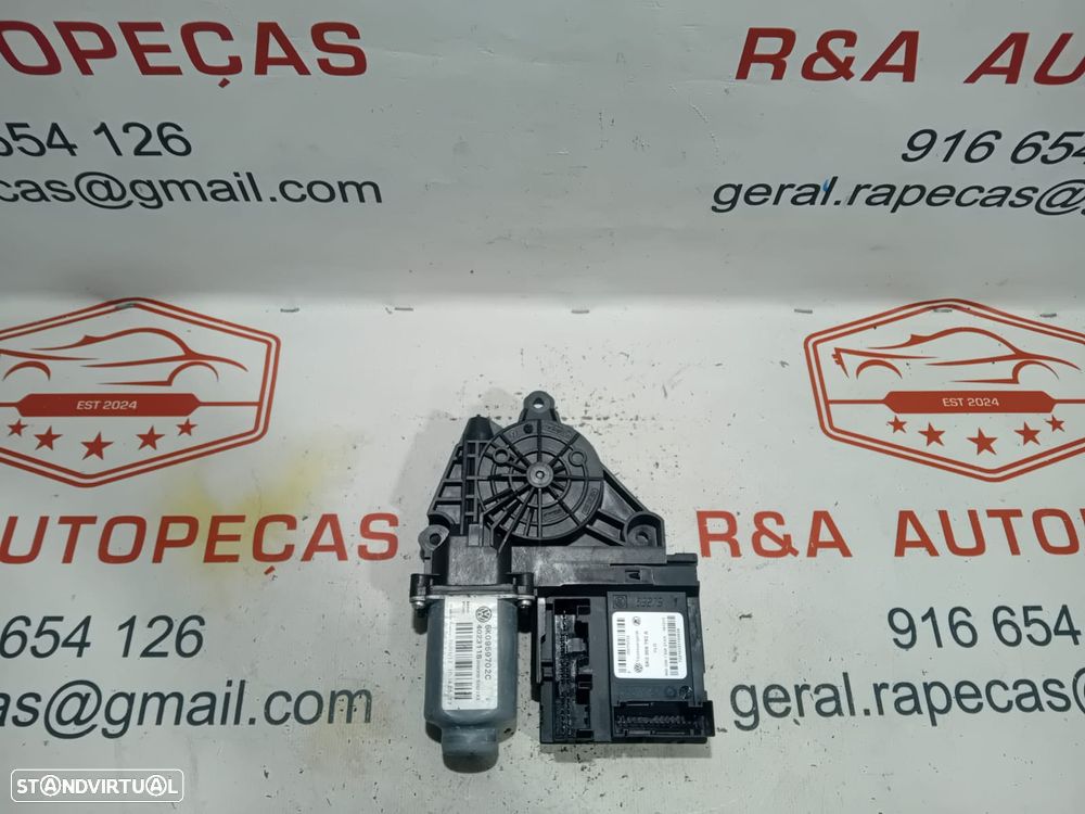 Motor de Elevador de Vidro Porta Frente Direito VW Golf 6 VI 5K0959792A 402311B Original - 3