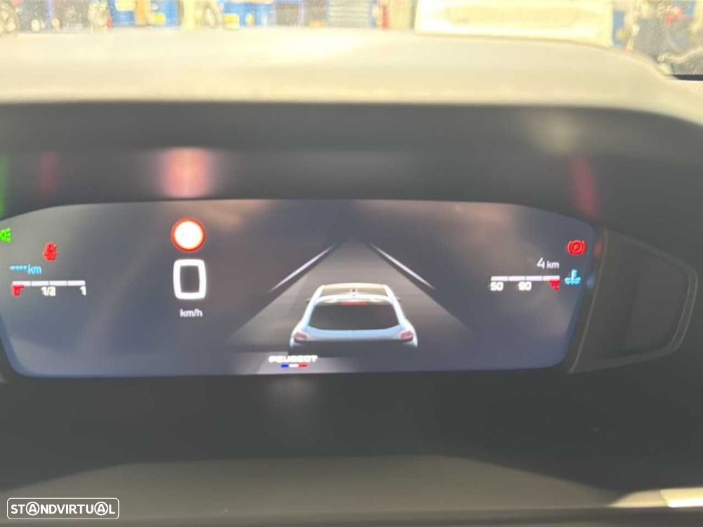 Peugeot 208 1.2 PureTech Allure - 24