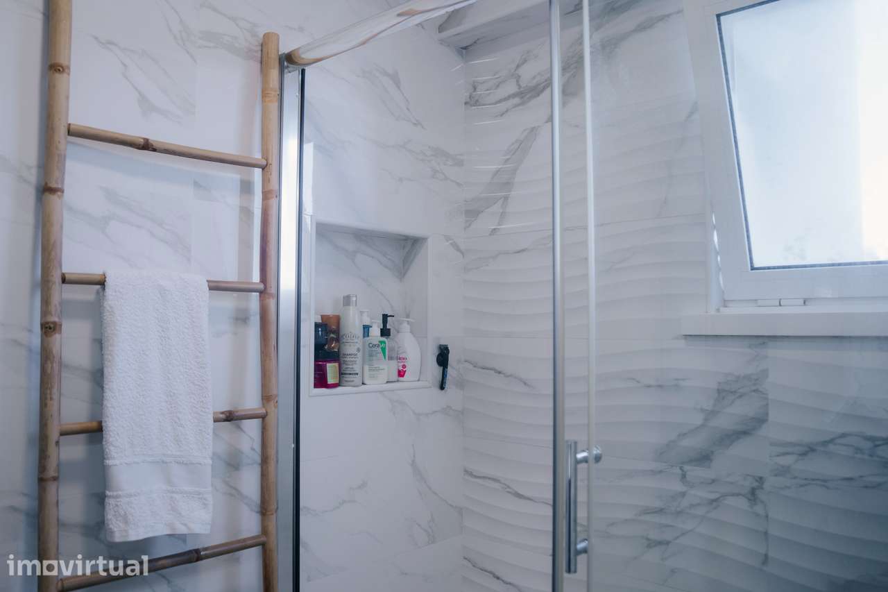 Apartamento T2 com cozinha separada no Seixal - Grande imagem: 5/28