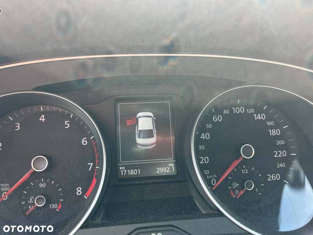 Volkswagen Passat 1.4 TSI BMT ACT Comfortline - 4