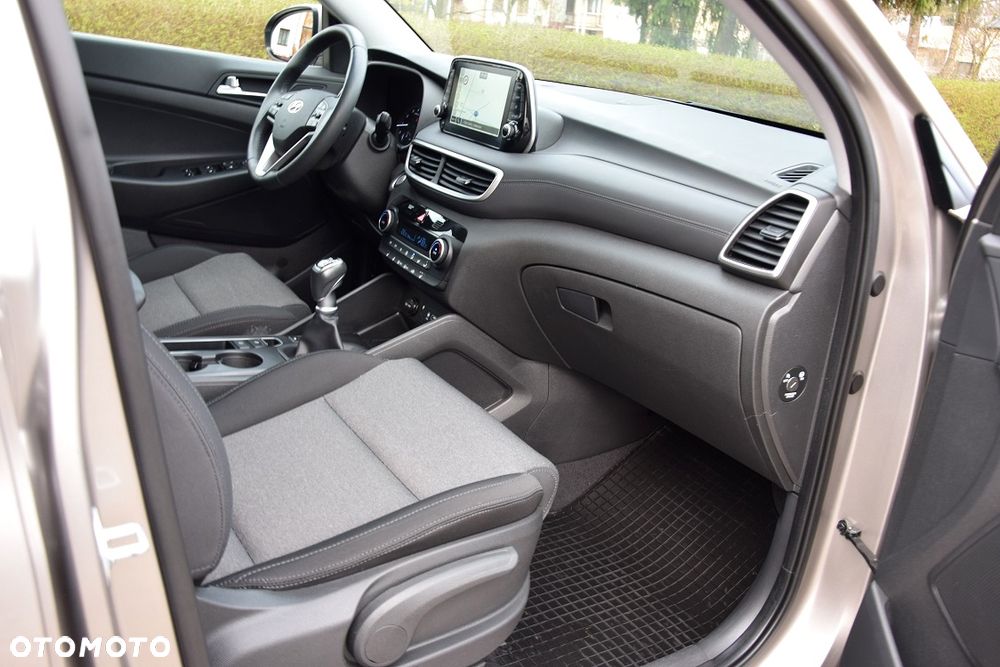 Hyundai Tucson 1.6 GDI BlueDrive Style 2WD - 10