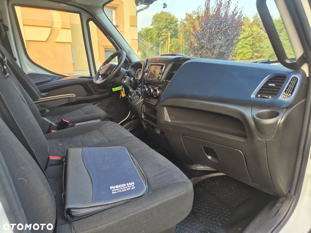 Iveco DAILY 40C18 FIRANKA HIMATIC KLIMA LEDY WINDA PNEUMATYKA - 19