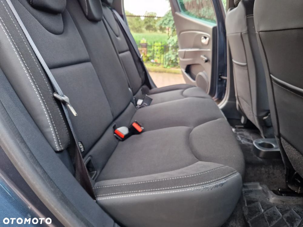 Renault Clio 0.9 TCe Limited - 15