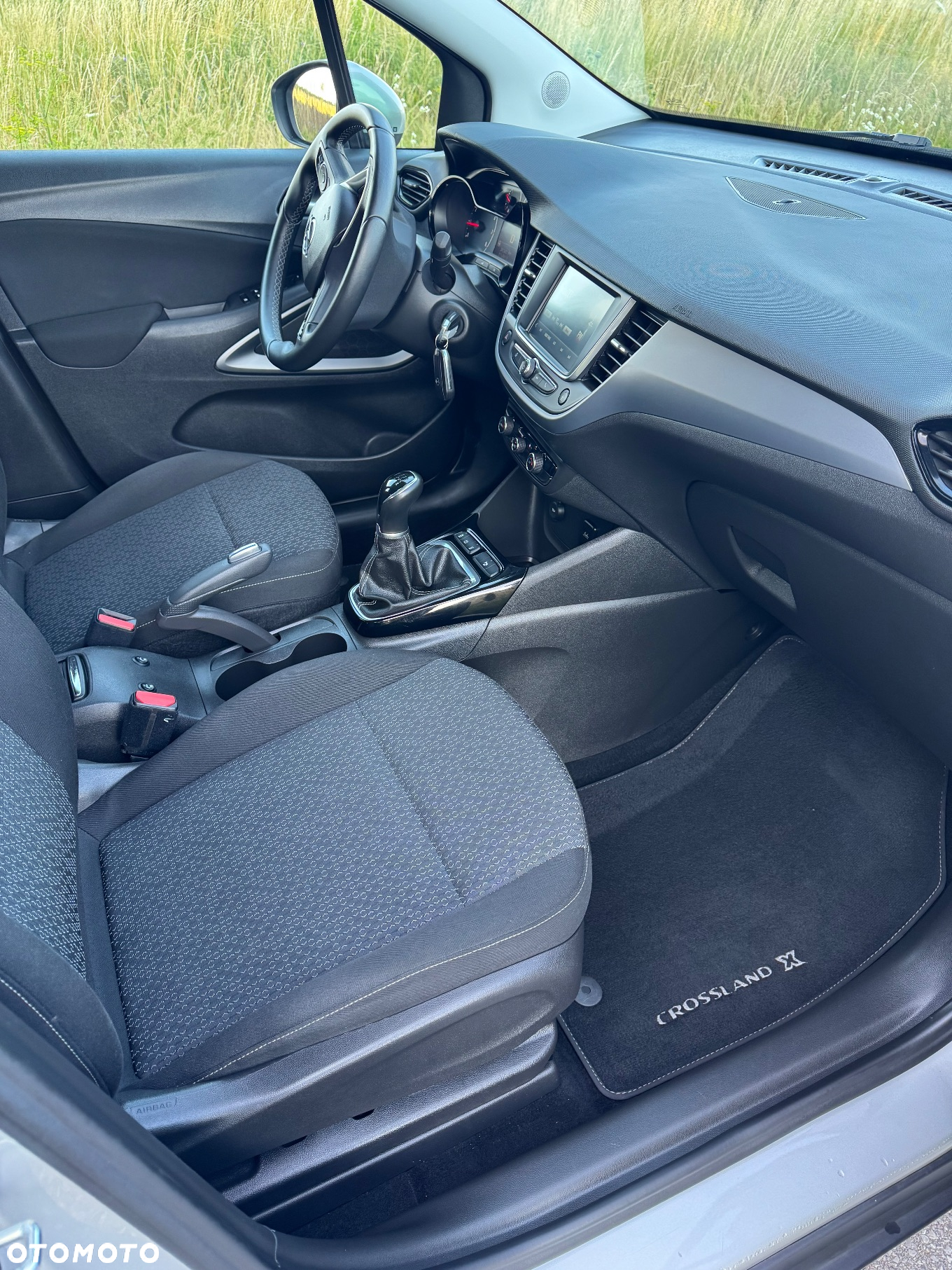 Opel Crossland X 1.2 120 Lat - 24