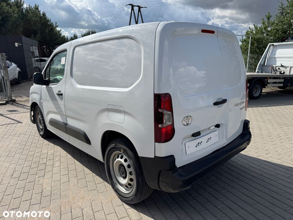 Toyota Proace City - 3