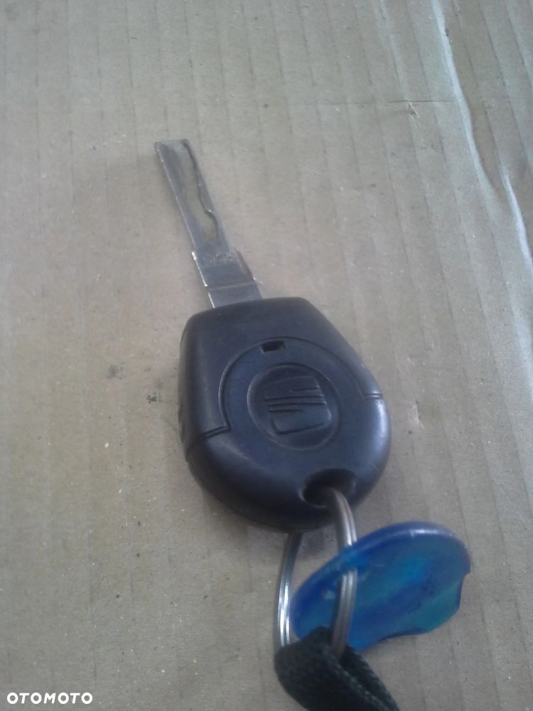 Seat Ibiza 6L FL 1.4 14V BXW zestaw startowy komputer Maneti Marelli 03C906024AM bsi bsm stacyjka immo licznik EU - 9