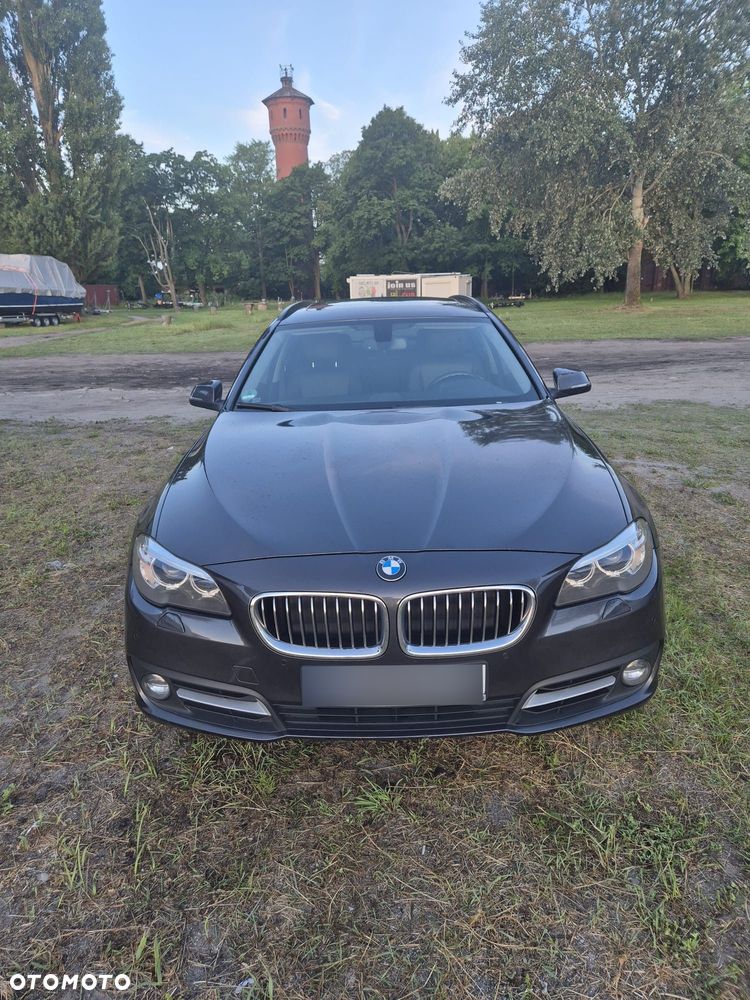 BMW Seria 5 520d xDrive - 1