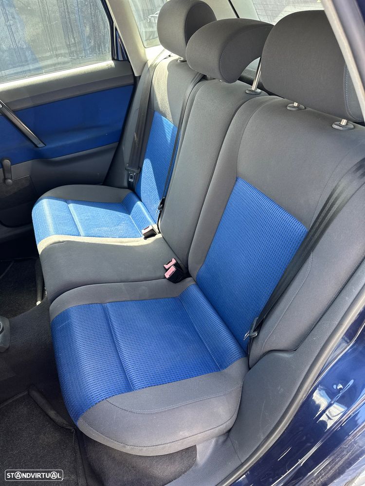 VW Polo 1.2 Confortline - 12