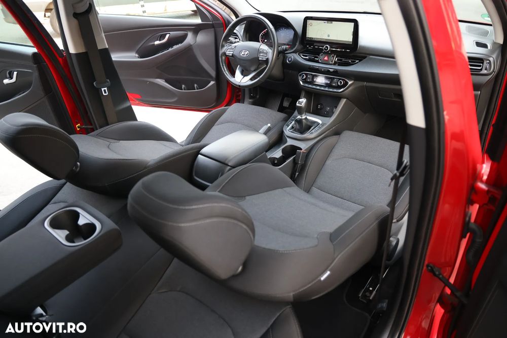 Hyundai i30 1.6 CRDI 136CP 5DR M/T Launch Edition Exclusive - 38