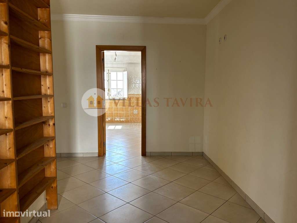 Apartamento T2 - Vistas-Centro - 2 lugares de Parqueamento - Grande imagem: 5/33