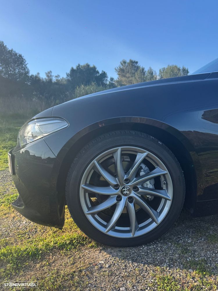 Alfa Romeo Giulia 2.2 D Sprint AT8 - 30