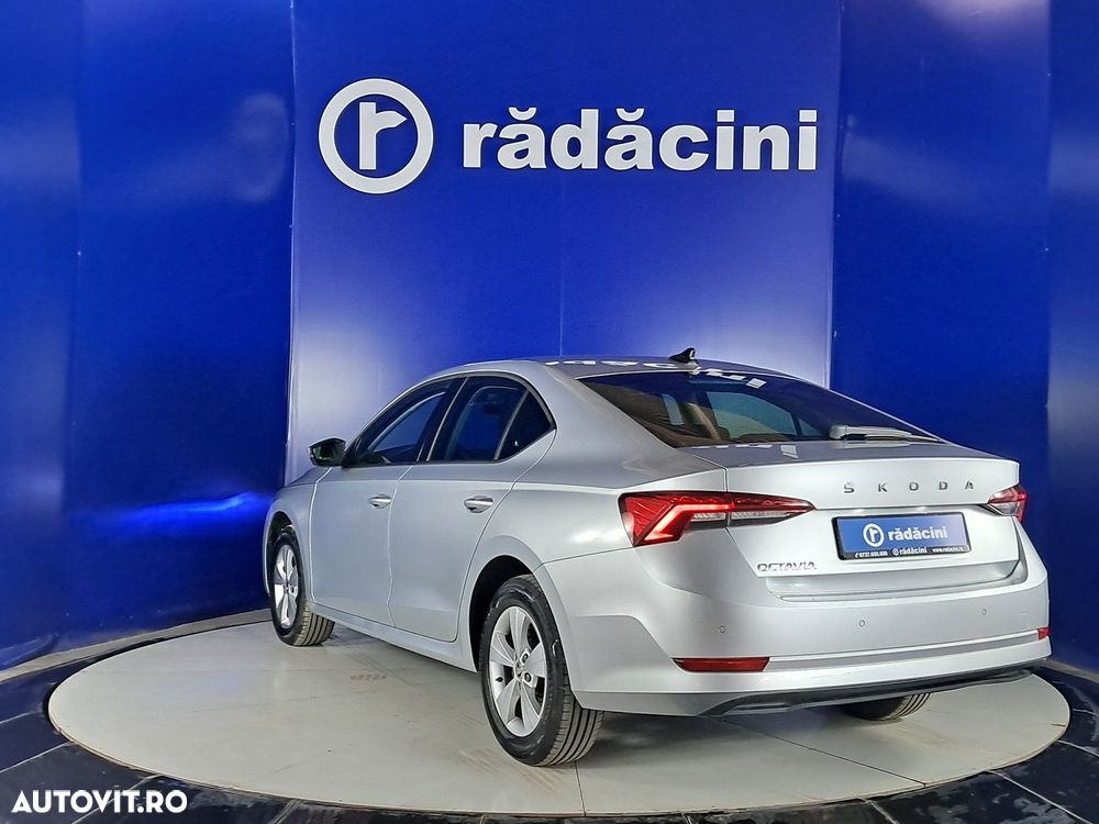 Skoda Octavia - 3