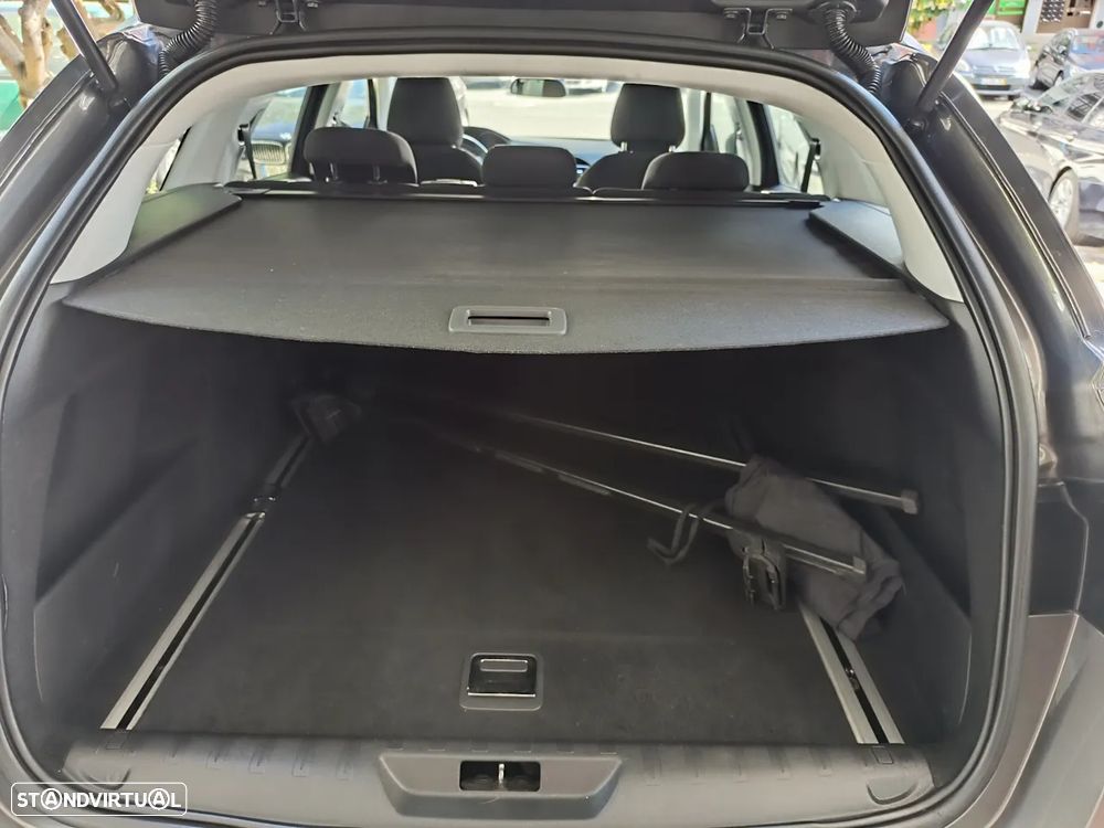 Peugeot 308 SW 1.5 BlueHDi Style - 32