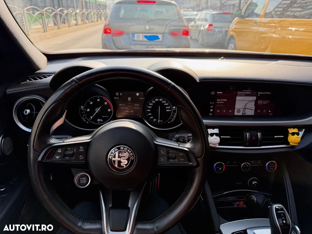 Alfa Romeo Stelvio 2.2 16V AT8 Q4 Veloce - 8