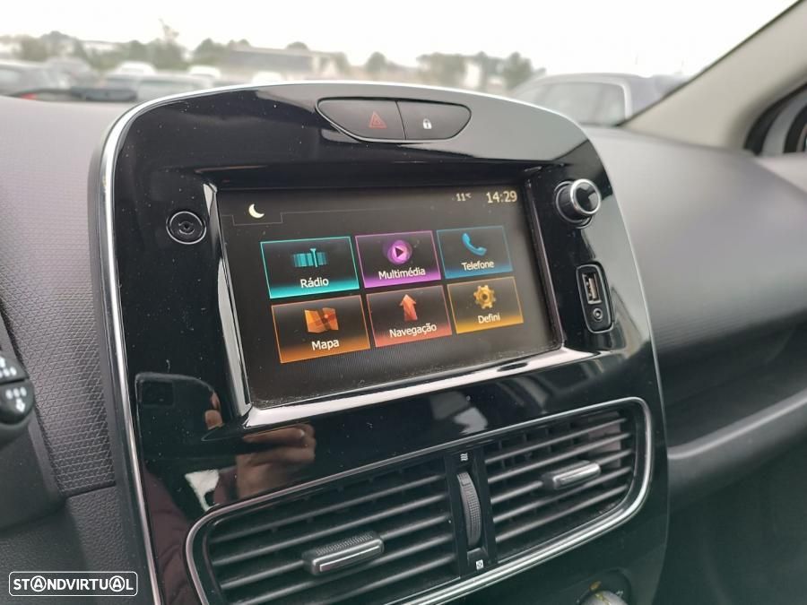 Renault Clio 0.9 TCe Limited Bi-Fuel - 11