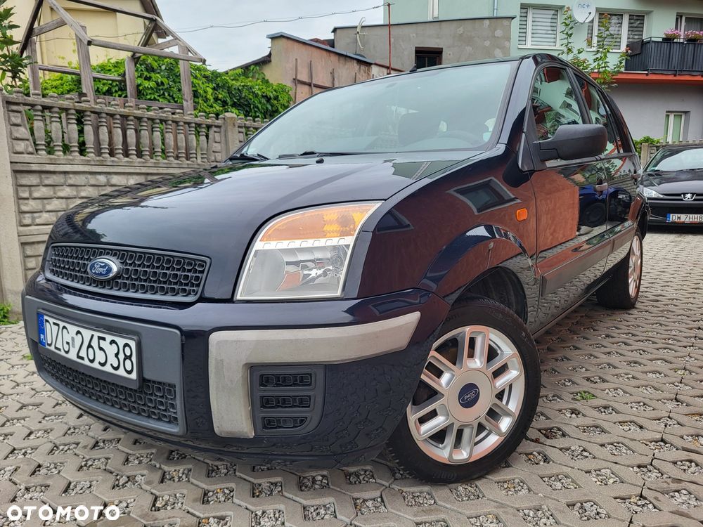 Ford Fusion - 1