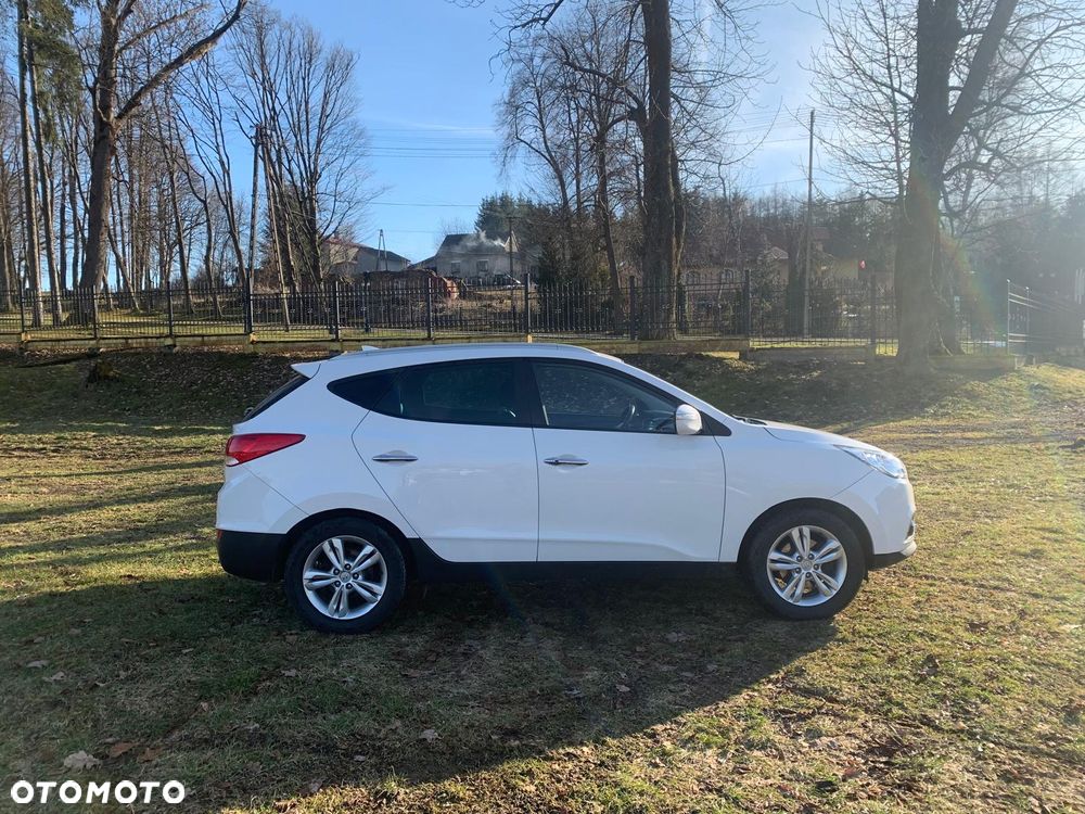 Hyundai ix35 2.0 CRDi 4WD Automatik Premium - 3