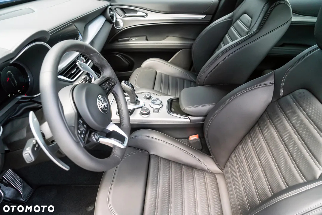 Alfa Romeo Stelvio 2.0 Turbo Veloce Q4 - 31
