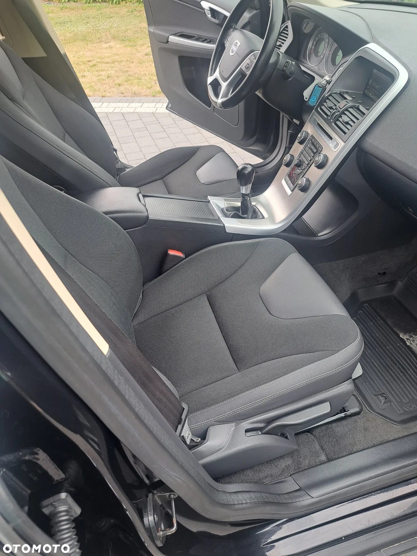 Volvo XC 60 D3 Momentum - 17