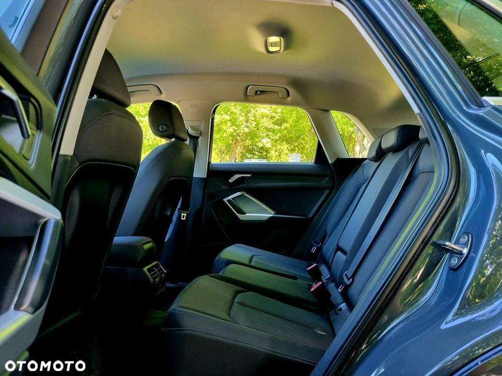 Audi Q3 35 TFSI S tronic - 13