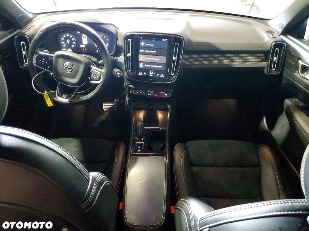 Volvo XC 40 T5 AWD R-Design - 7